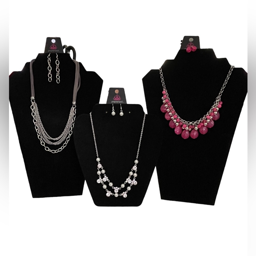 3 necklaces by paparazzi new with tags
